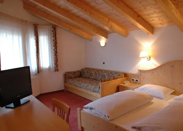 Hotel Falzares