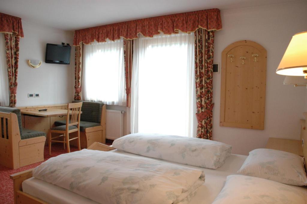 Falzares Hotel